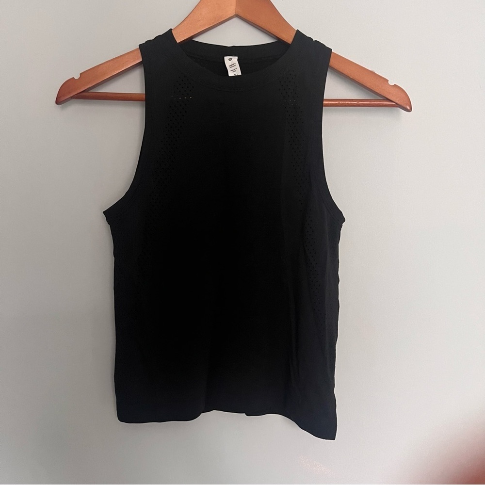 Lululemon Train to Be Tank Top Black Size 0